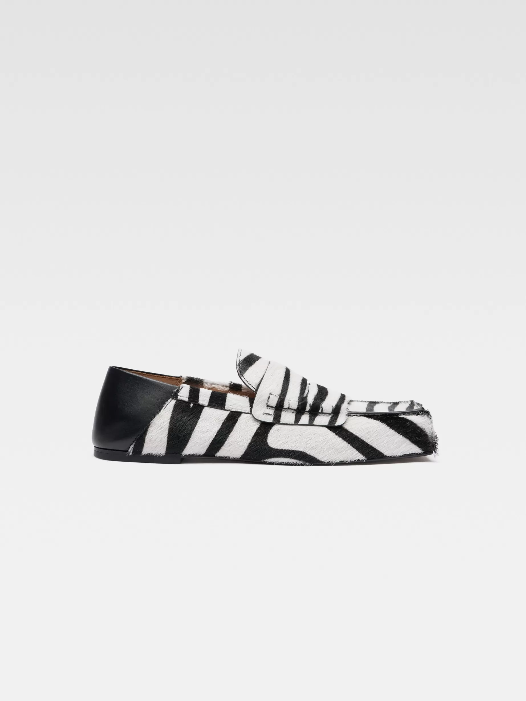 Flash Sale Jacquemus De Carré instappers Black&WhiteZebra