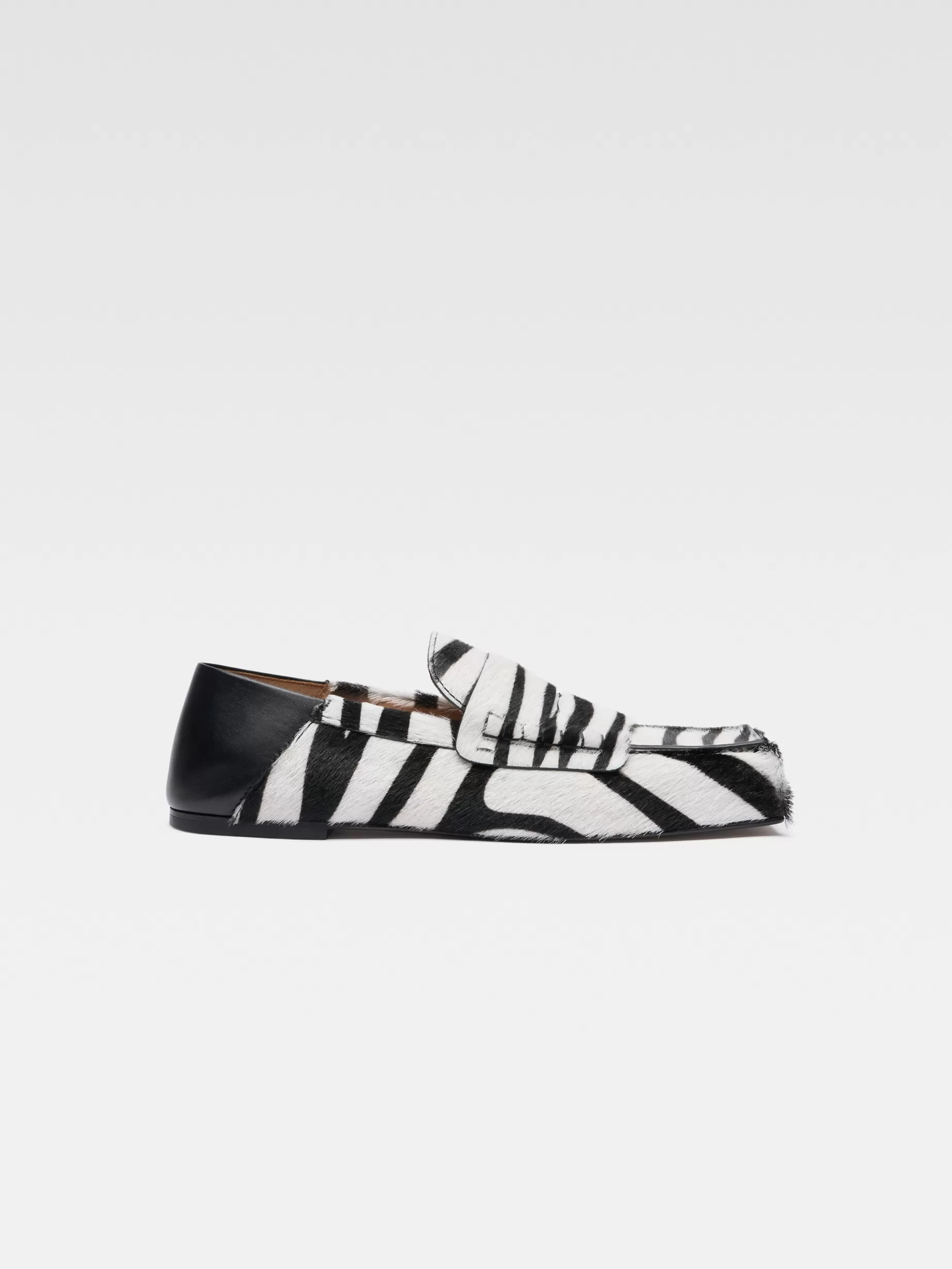 Best Jacquemus De Carré instappers Black&WhiteZebra