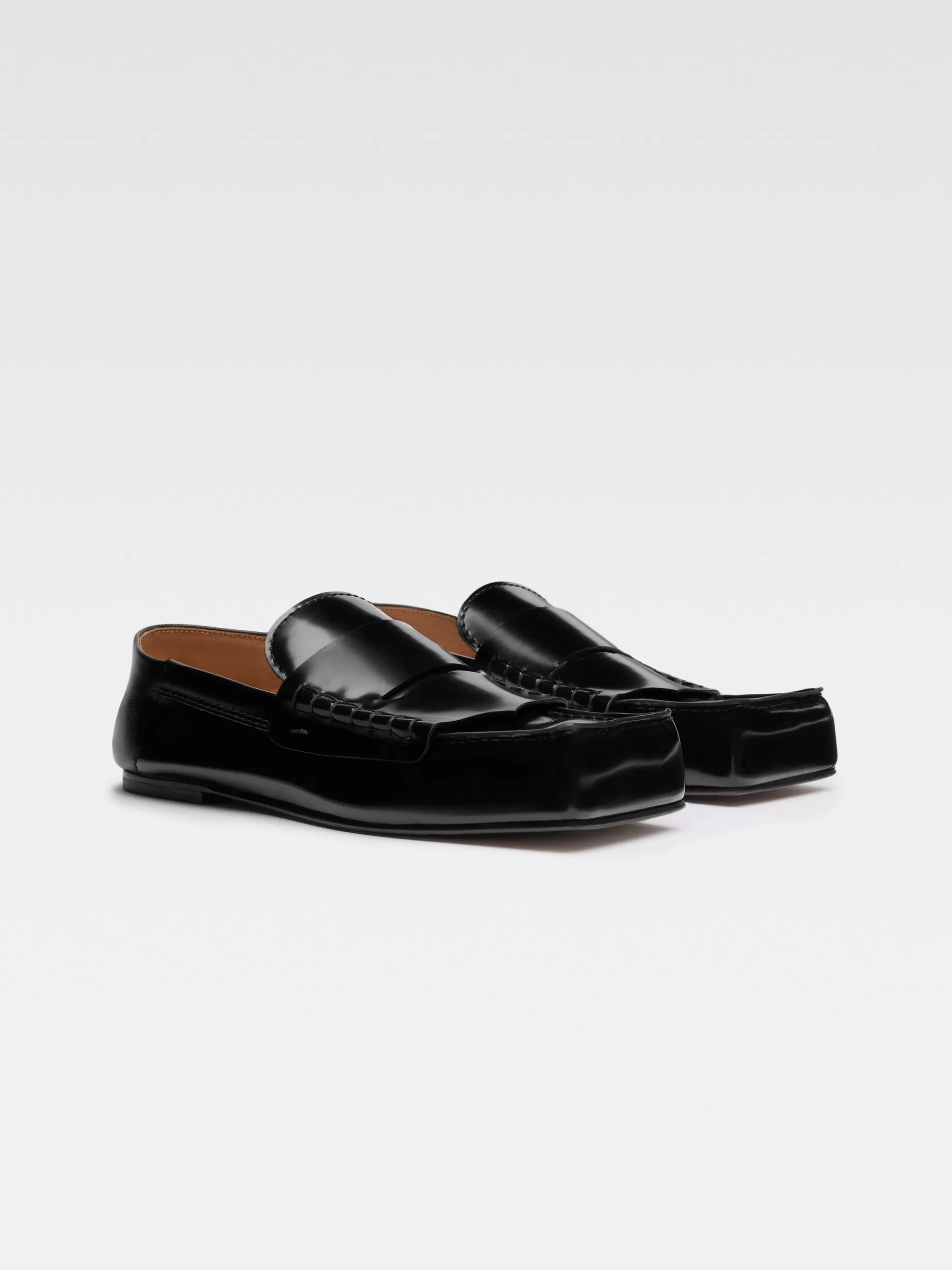 Shop Jacquemus De Carré instappers Black