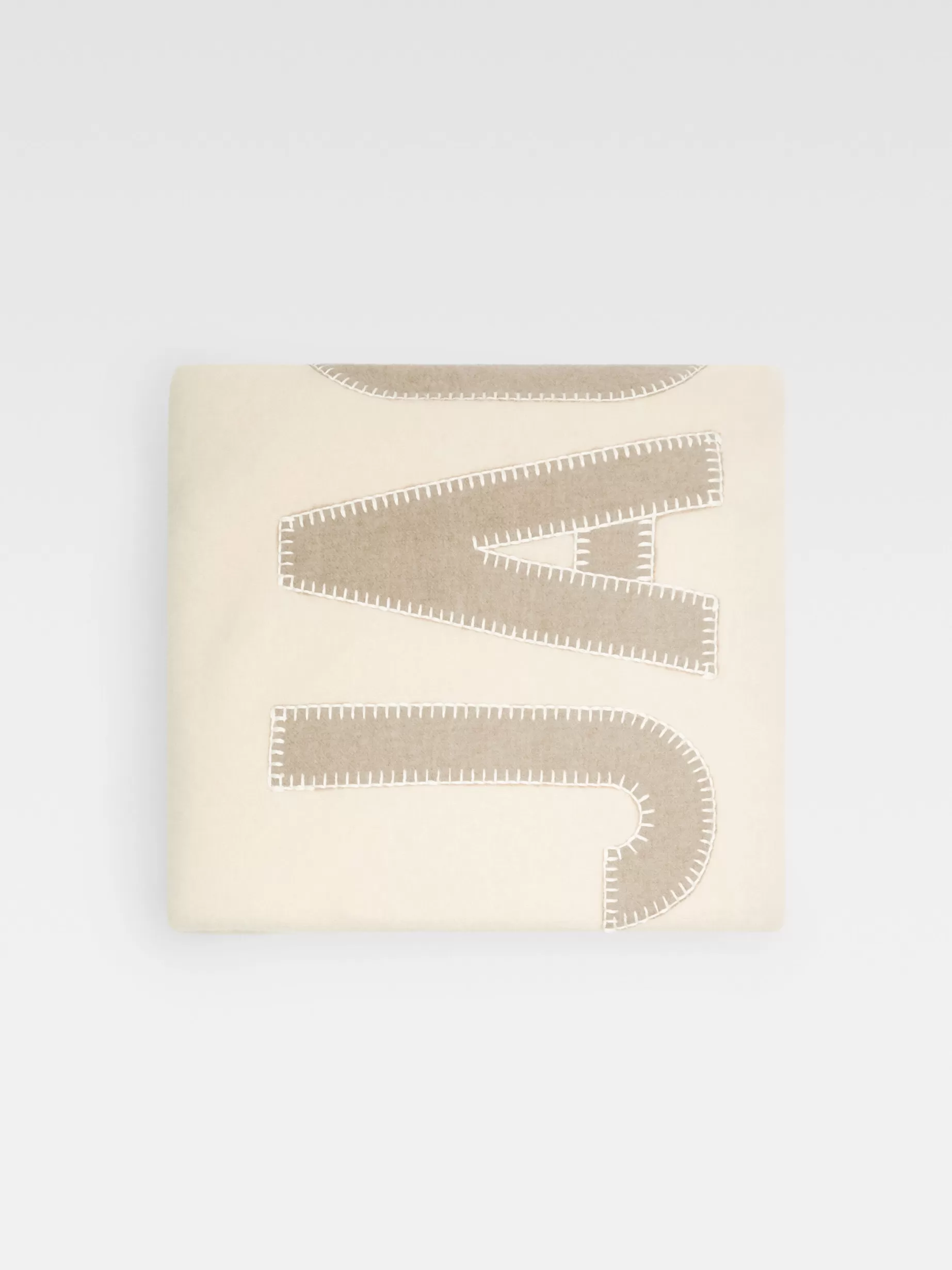Discount Jacquemus De geborduurde -plaid Off-White