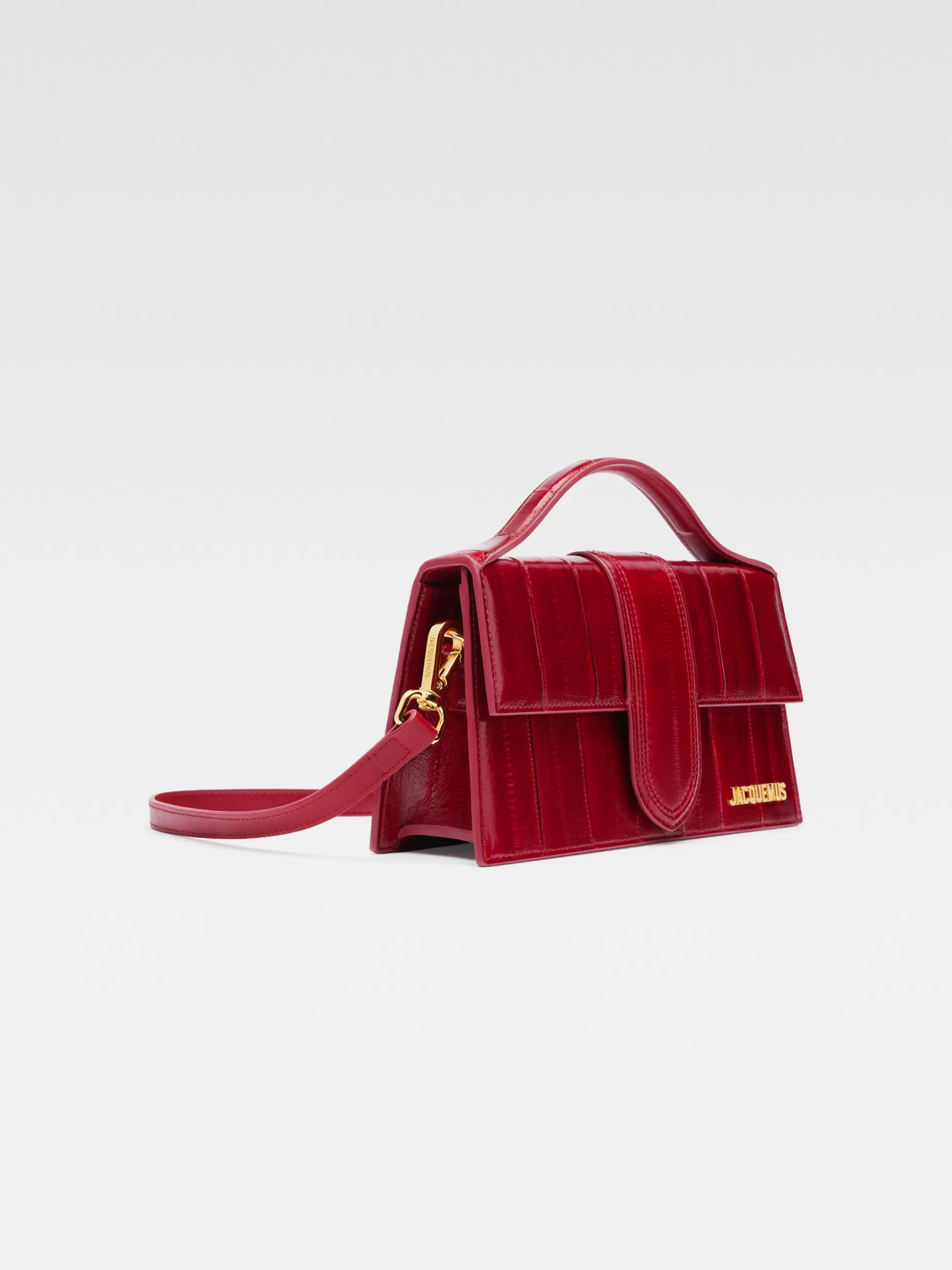 Shop Jacquemus De large Bambino DarkRed