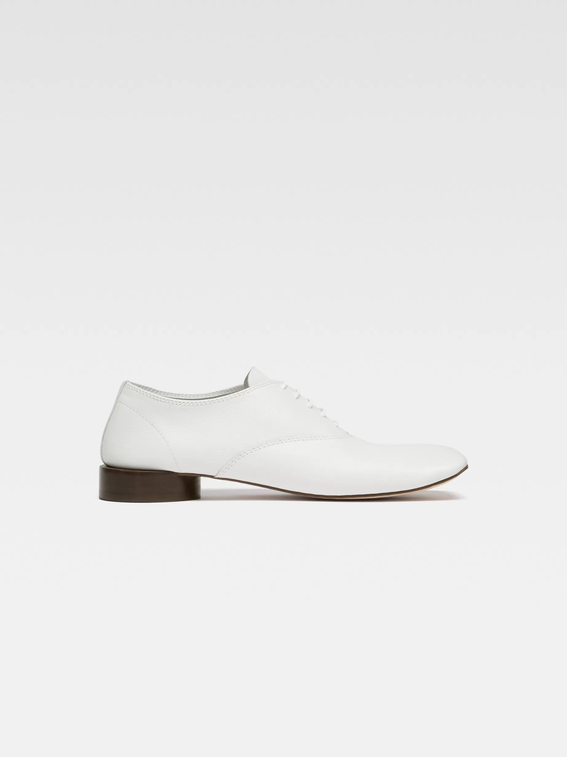 Store Jacquemus Zizi Repetto White